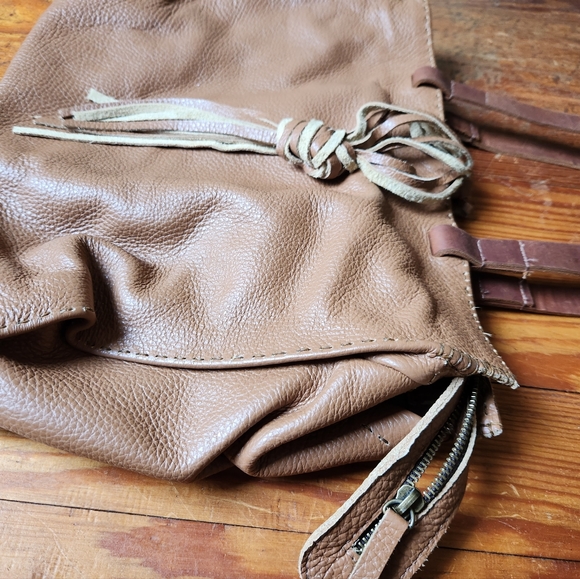 Carla Mancini Handbag 👜 - Picture 5 of 8